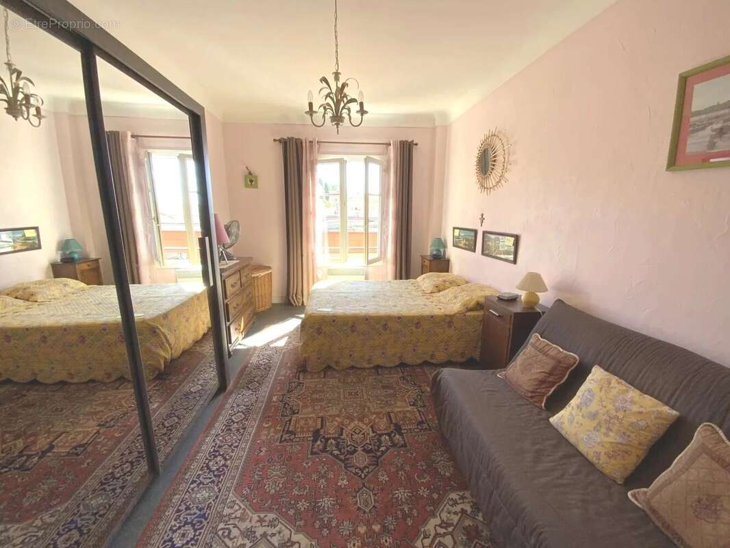 Appartement à MENTON