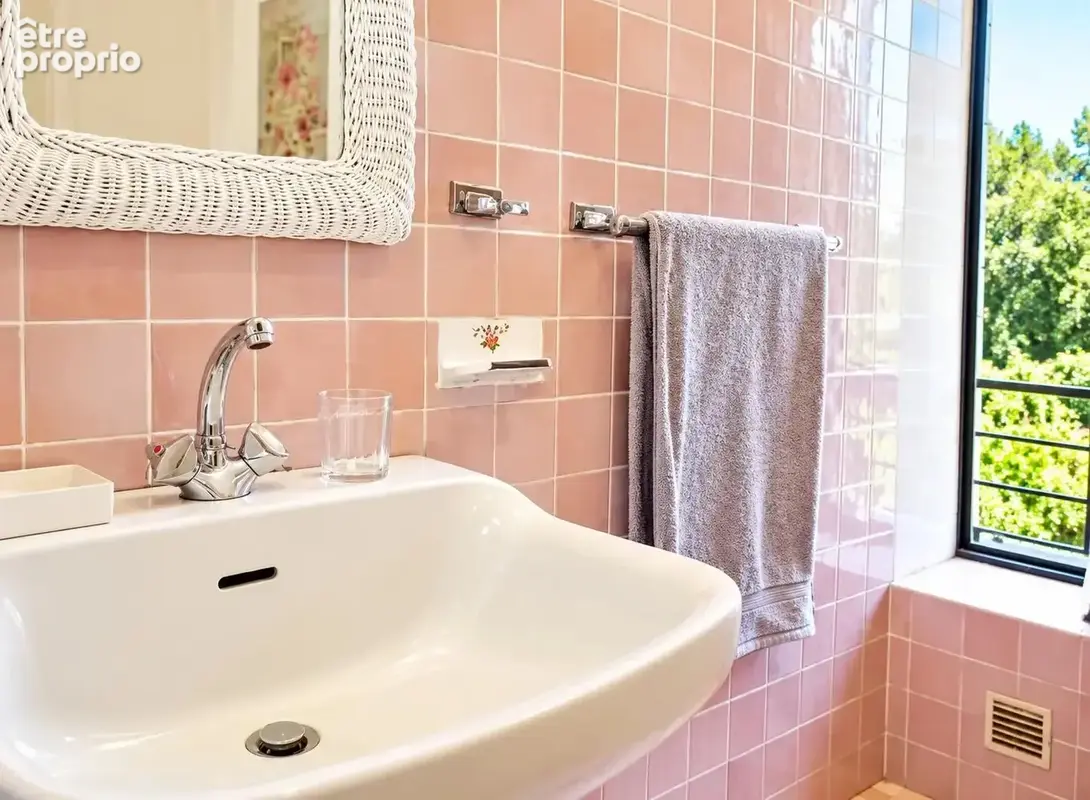 NICE – RIMIEZ  Élégante propriété de caractère dans un domaine privé - photo 7
