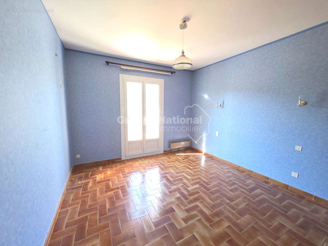 Maison à NANS-LES-PINS