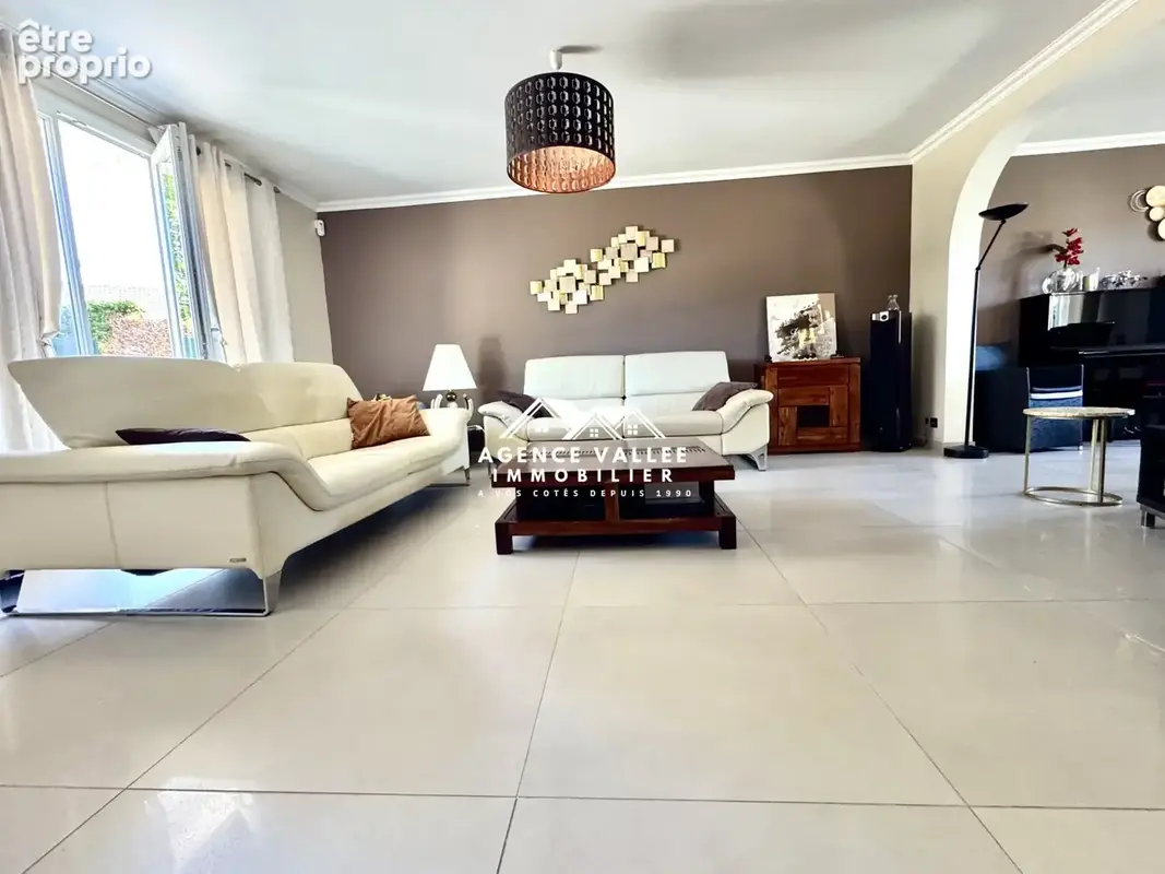 Photo Maison à Saint-Germain-Les-Corbeil au prix de 457 000€