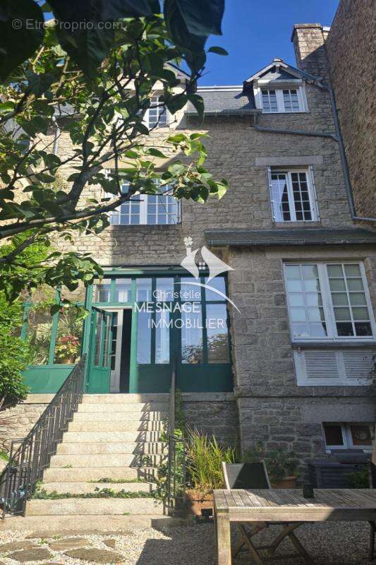 Maison à DINAN