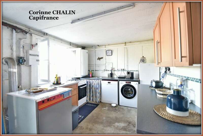 Maison à MONTCOMBROUX-LES-MINES