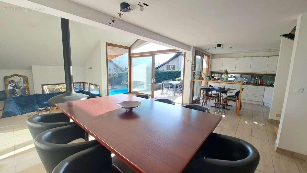 Maison à VAULNAVEYS-LE-HAUT