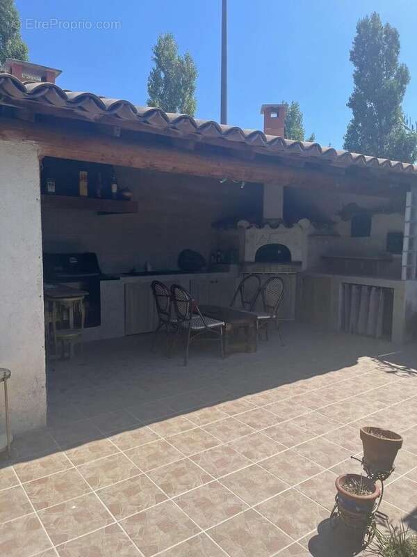 L'agence via immobilier vous propose :a marignane  secteur c - photo 3