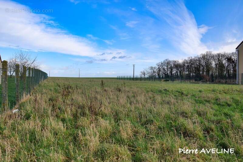 Terrain à ILLIERS-COMBRAY