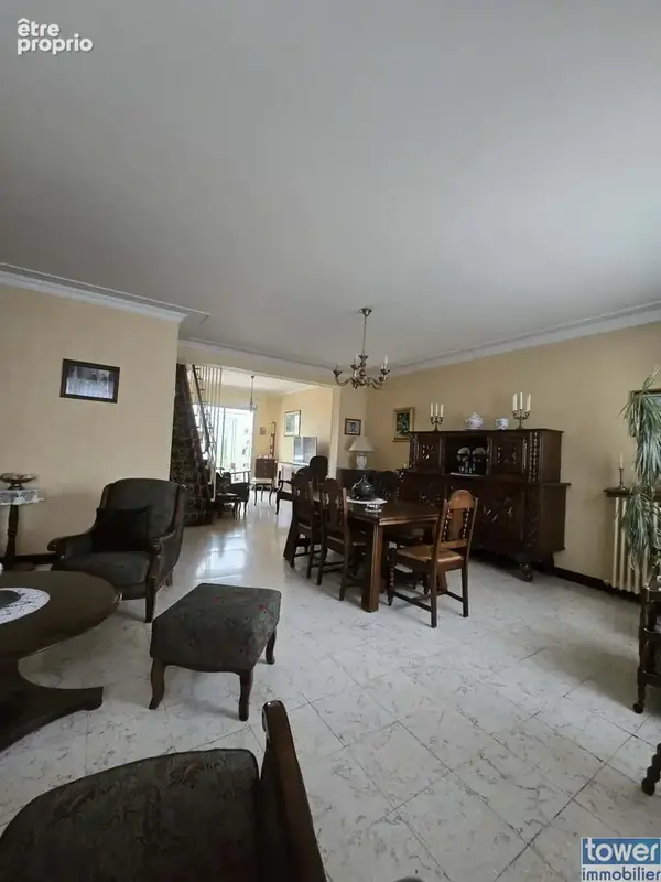 Maison semi-individuelle avec jardin, 2 garages et 4 chambres - photo 2