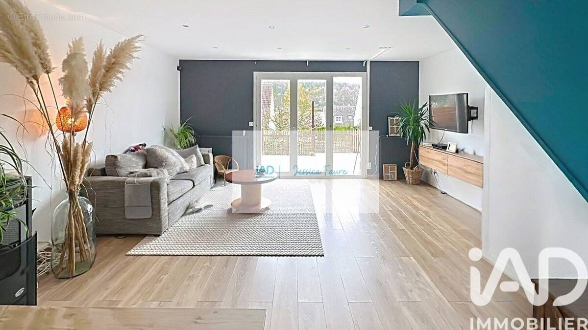 Photo 1 - Maison à BORNEL