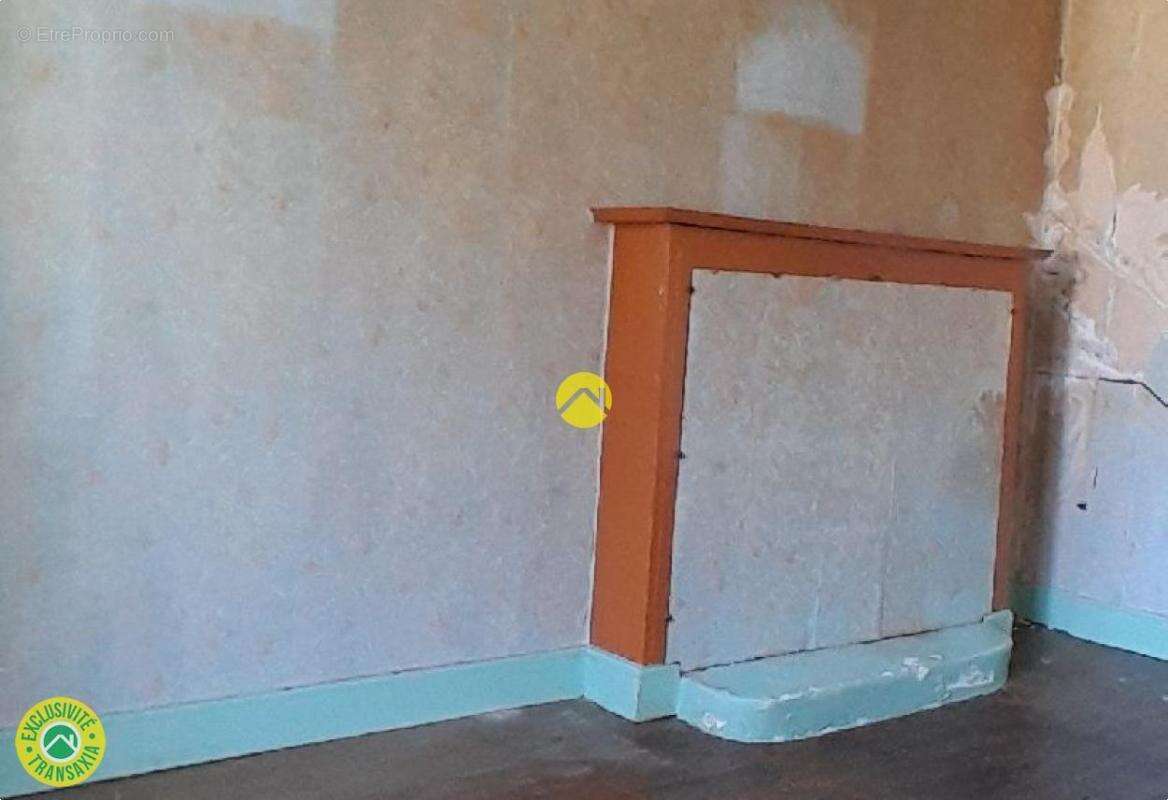 Maison à CHENERAILLES