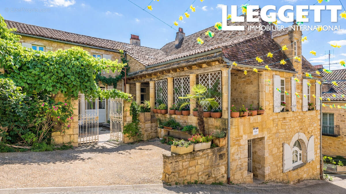 Maison à SAINT-CYPRIEN