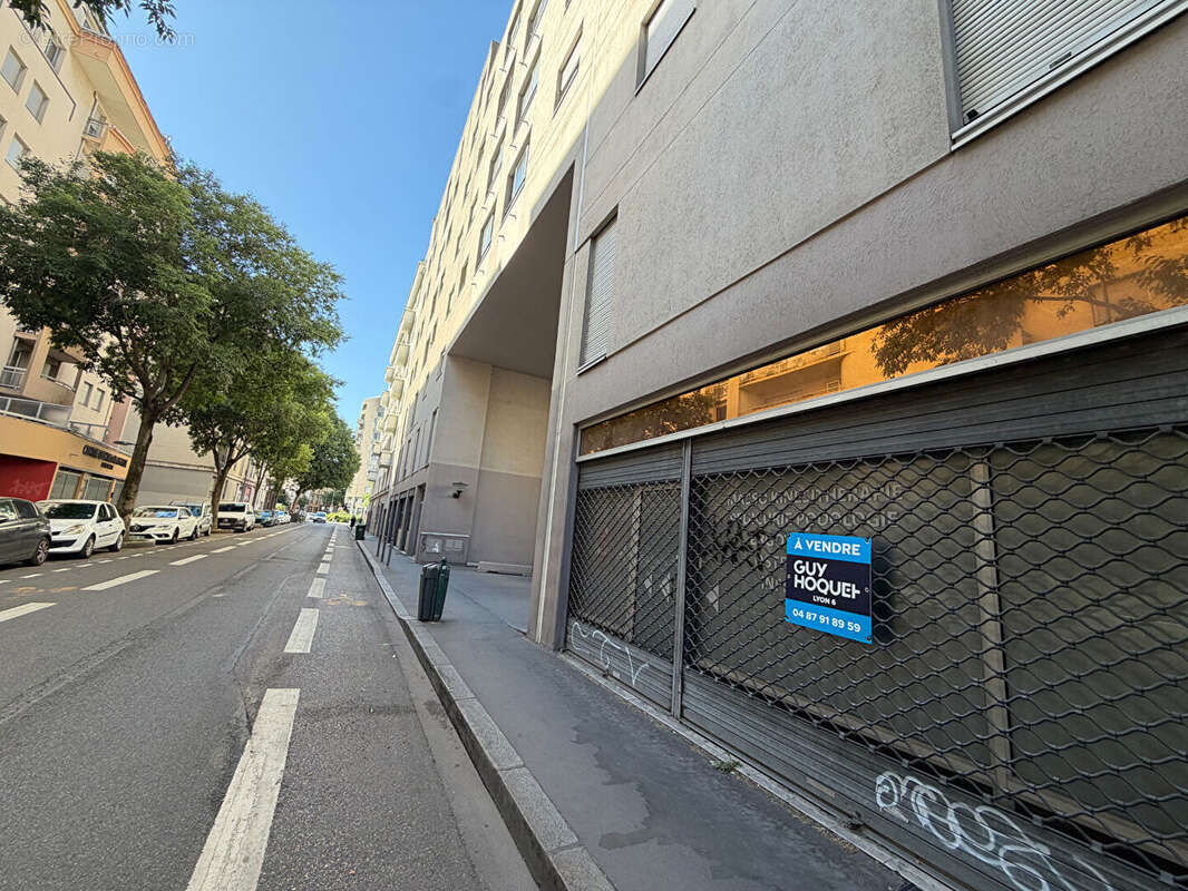 Commerce à VILLEURBANNE