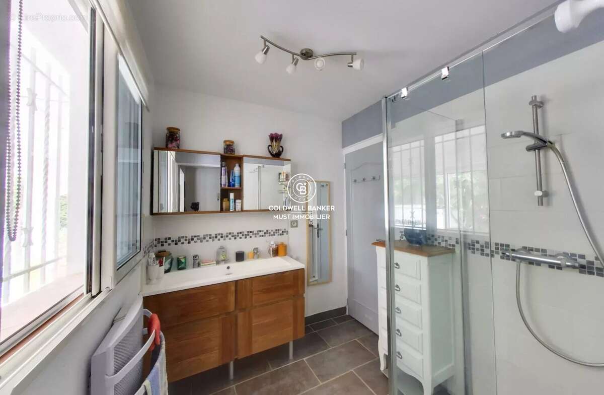 Maison à SAINT-CYPRIEN