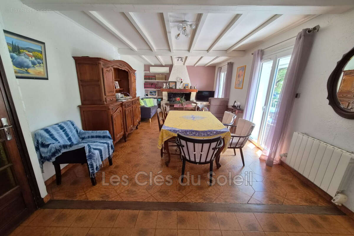 Maison à SIX-FOURS-LES-PLAGES