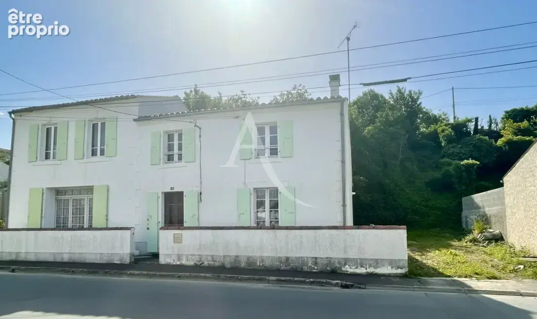 Photo Maison à L'ile-D'elle au prix de 164 300€