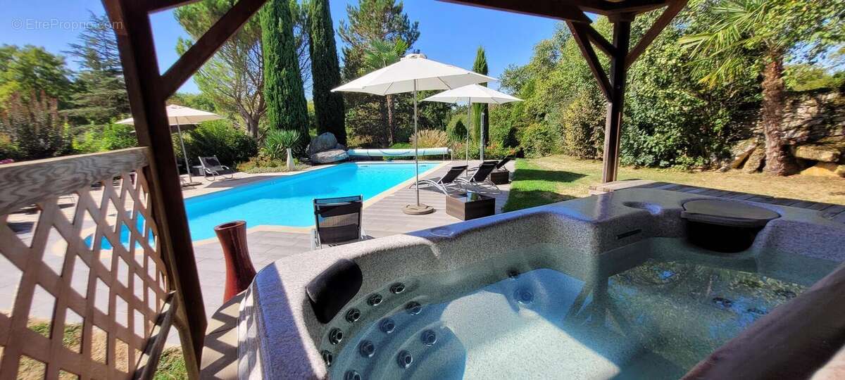 20220912122748 - Maison à LACAPELLE-MARIVAL