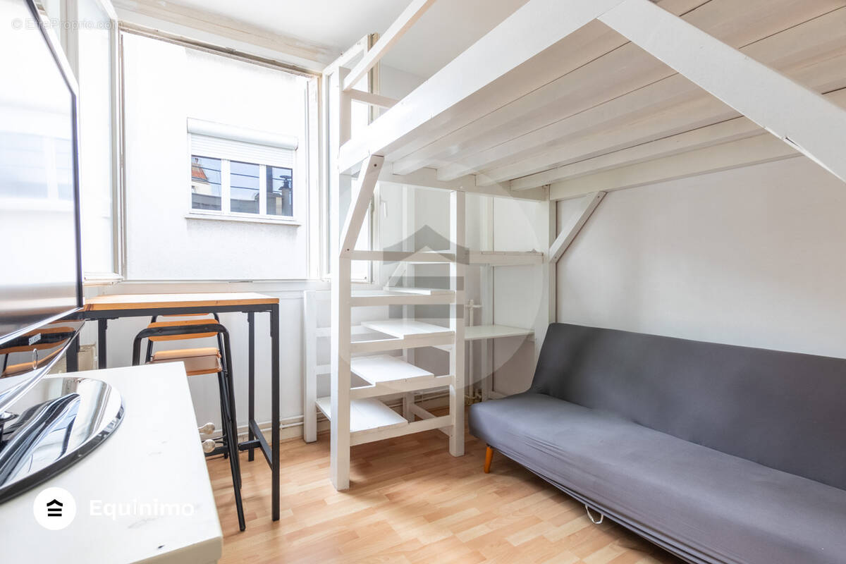 Appartement à PARIS-14E