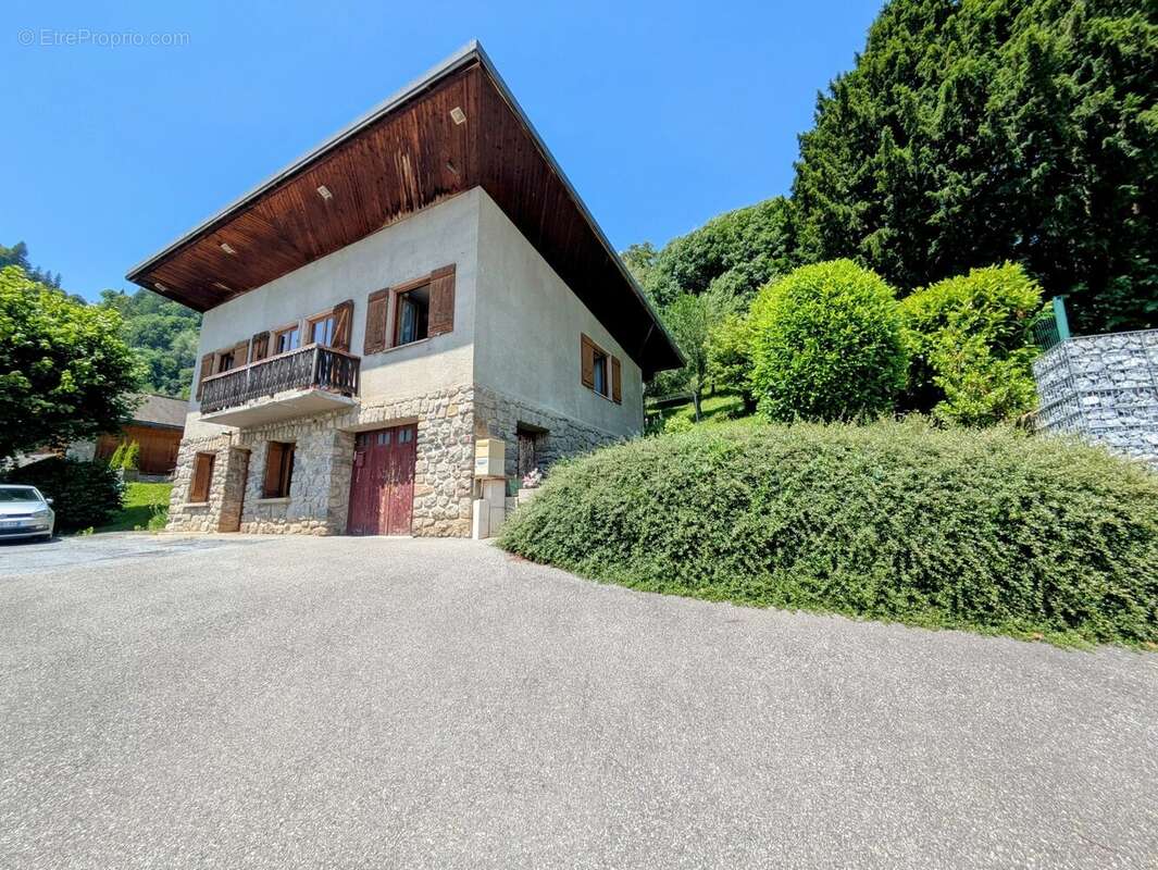 Maison à SAINT-NICOLAS-LA-CHAPELLE