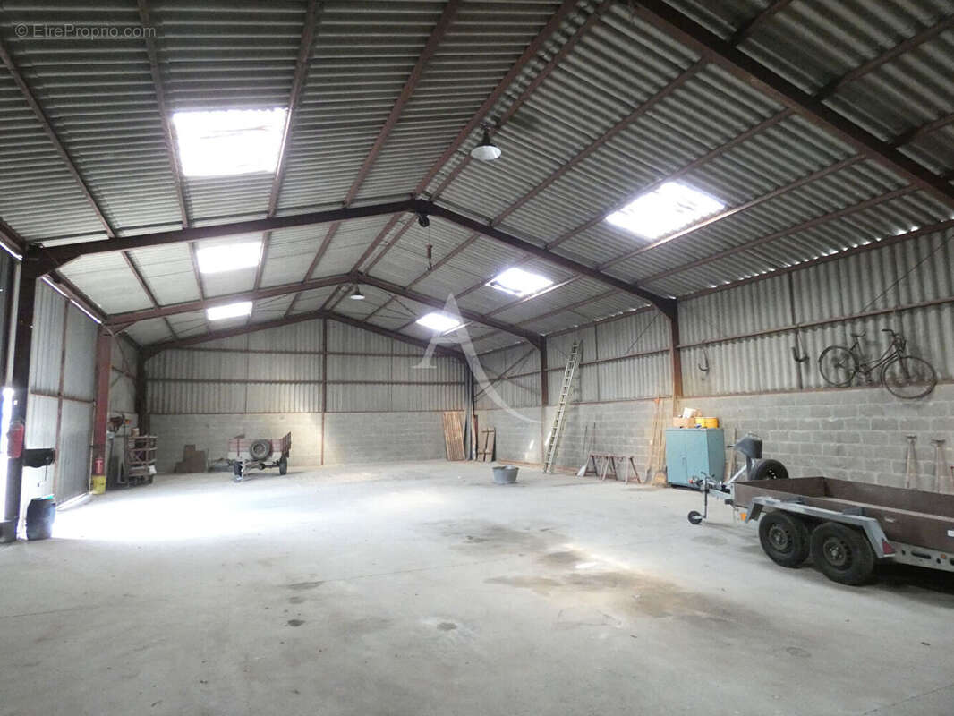 Maison à SAINT-LYE-LA-FORET