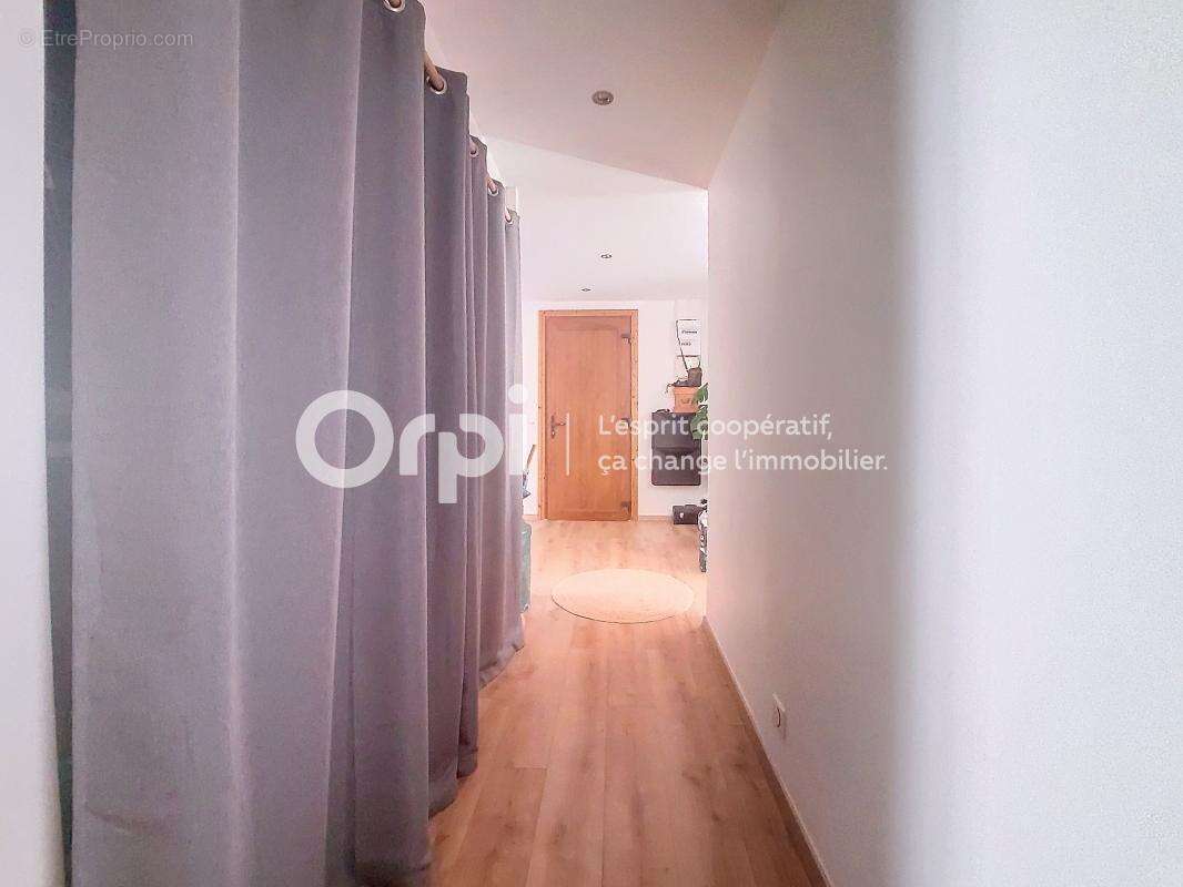 Appartement à ALBERTVILLE