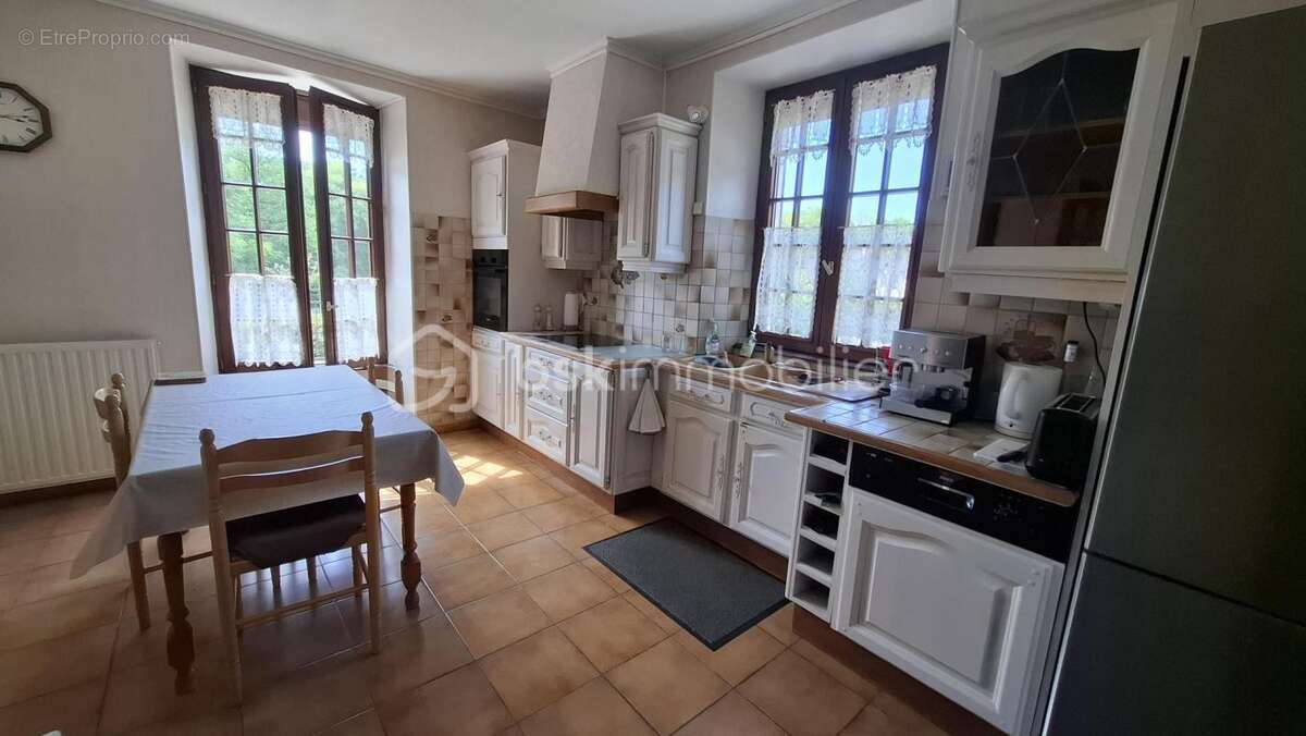 Maison à MEREVILLE