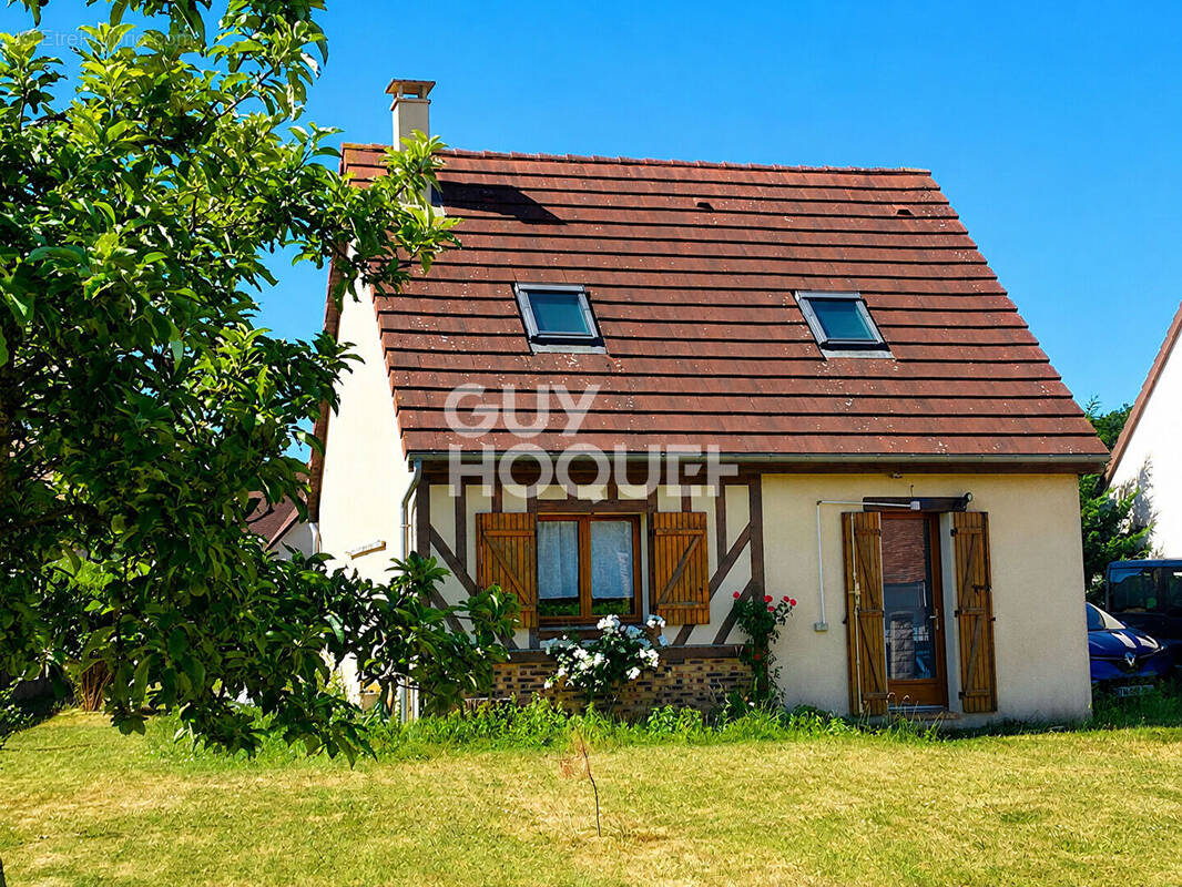 Maison à EZY-SUR-EURE