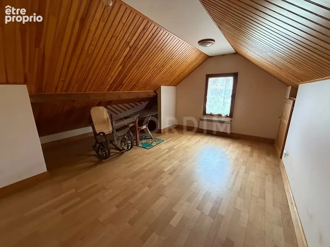 Ensemble immobilier de deux maisons sur terrain de 502 m²  à Treigny - photo 9