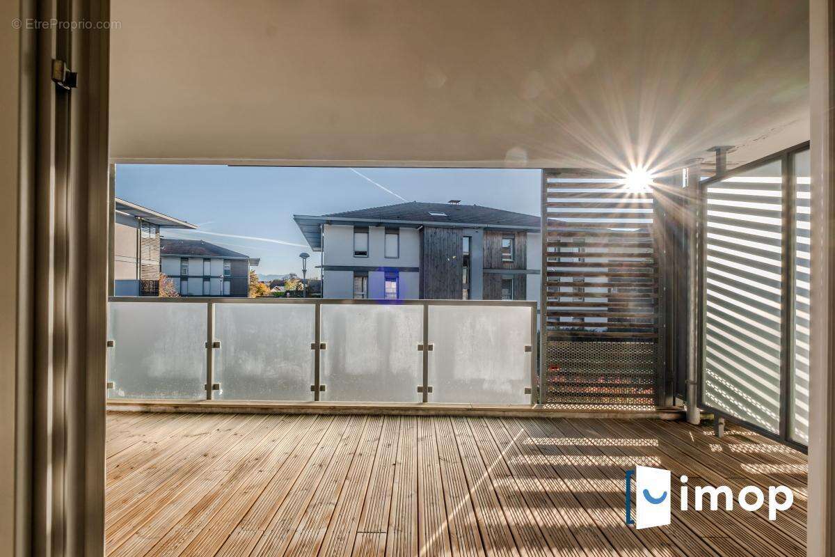 Appartement à CHENS-SUR-LEMAN