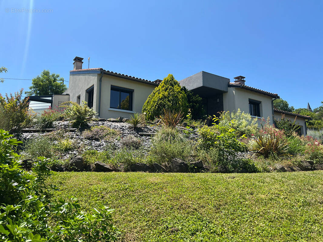 Maison à CHATEAUGAY