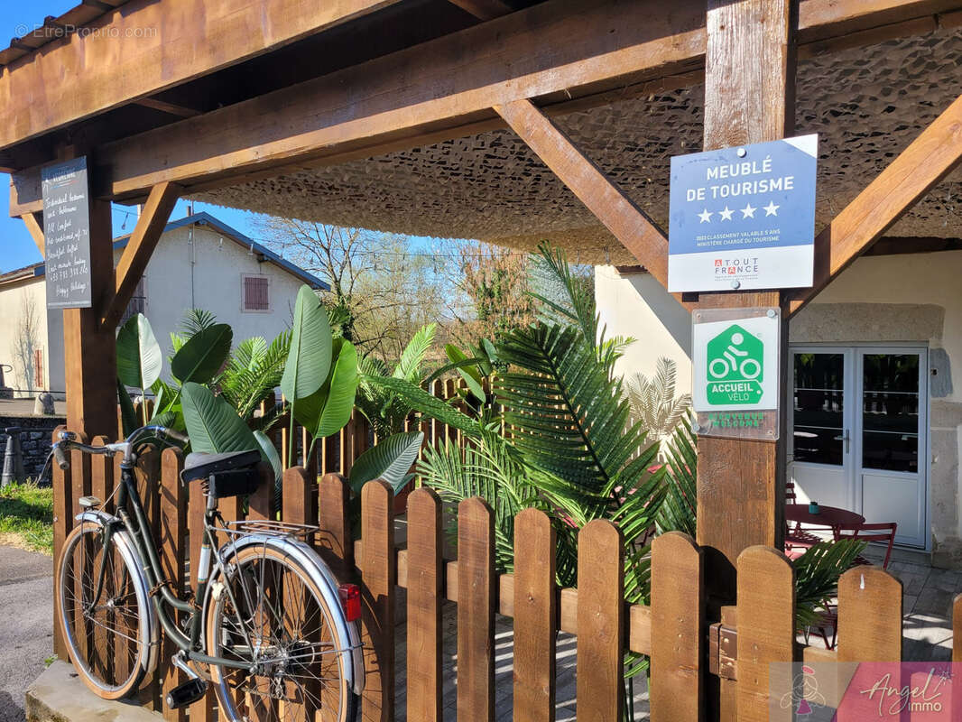 Commerce à ORCHAMPS