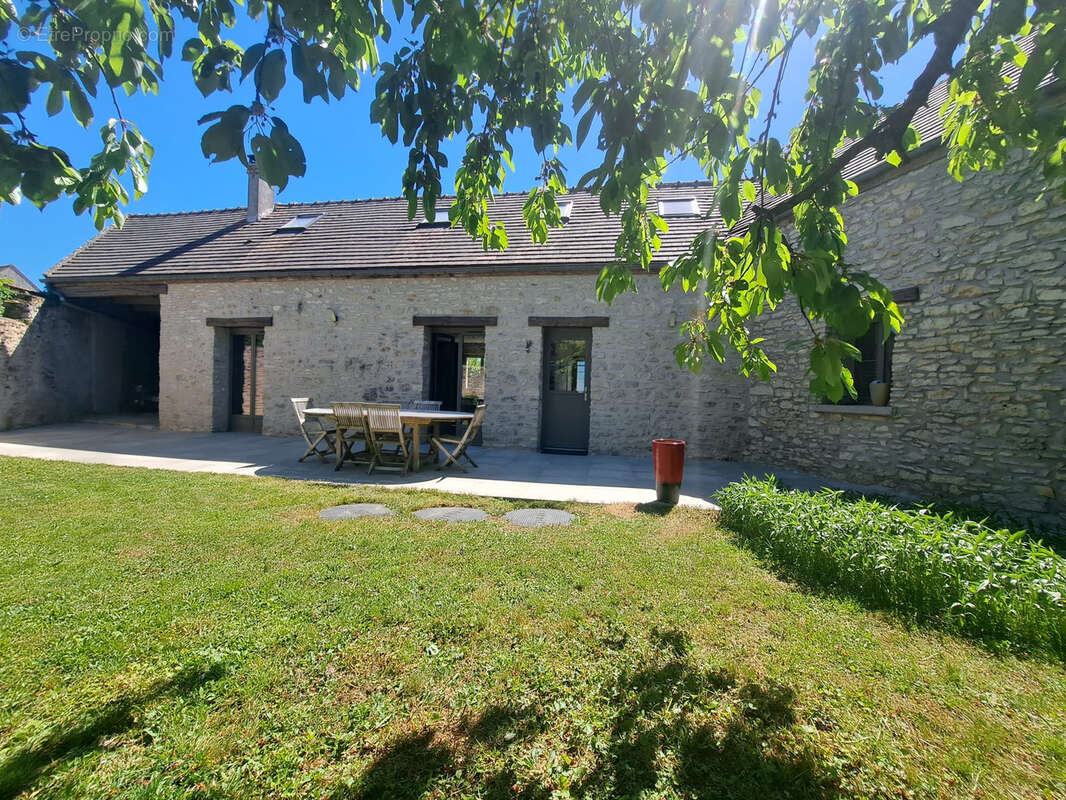 Maison à SENLIS