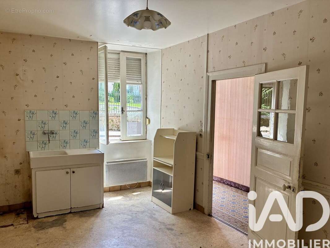 Maison 79 m² à Lassay-Les-Chateaux  - photo 7
