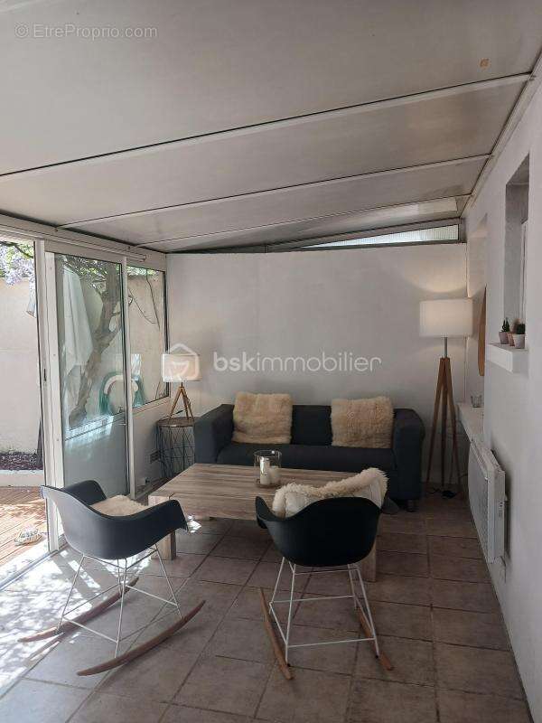 Maison à MONTLOUIS-SUR-LOIRE