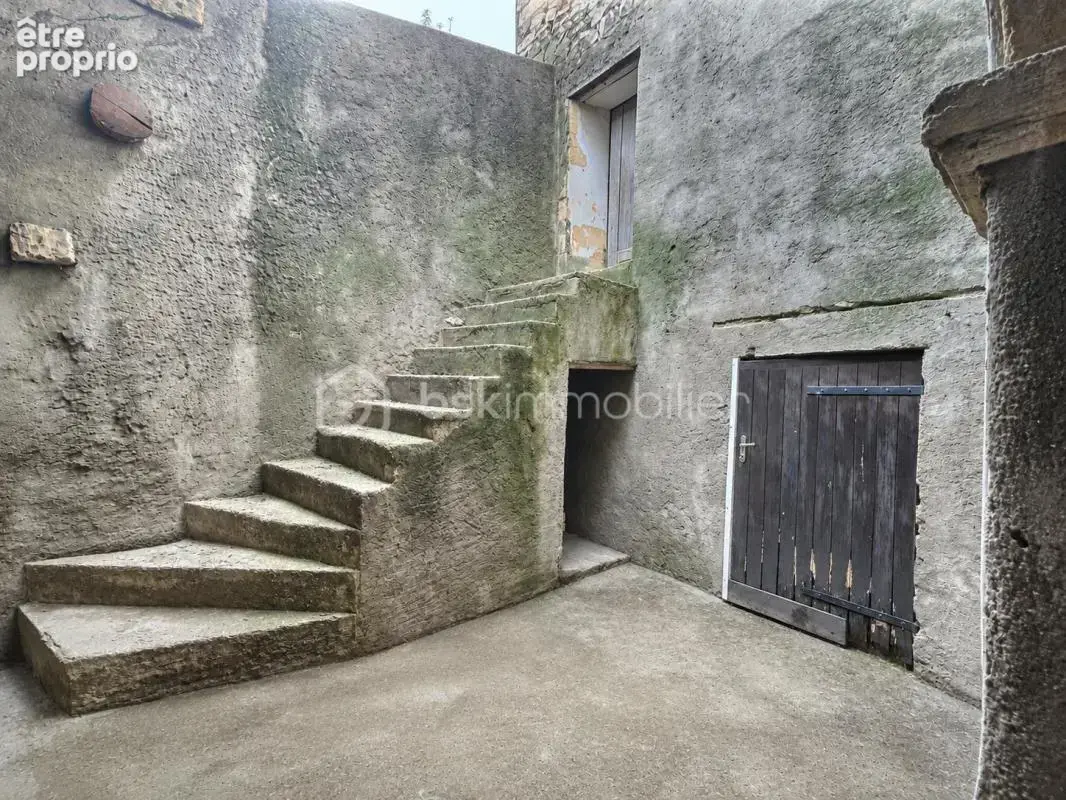 Maison de caractère à rénover – fort potentiel – jusqu’à 218 m² après aménagement - photo 15