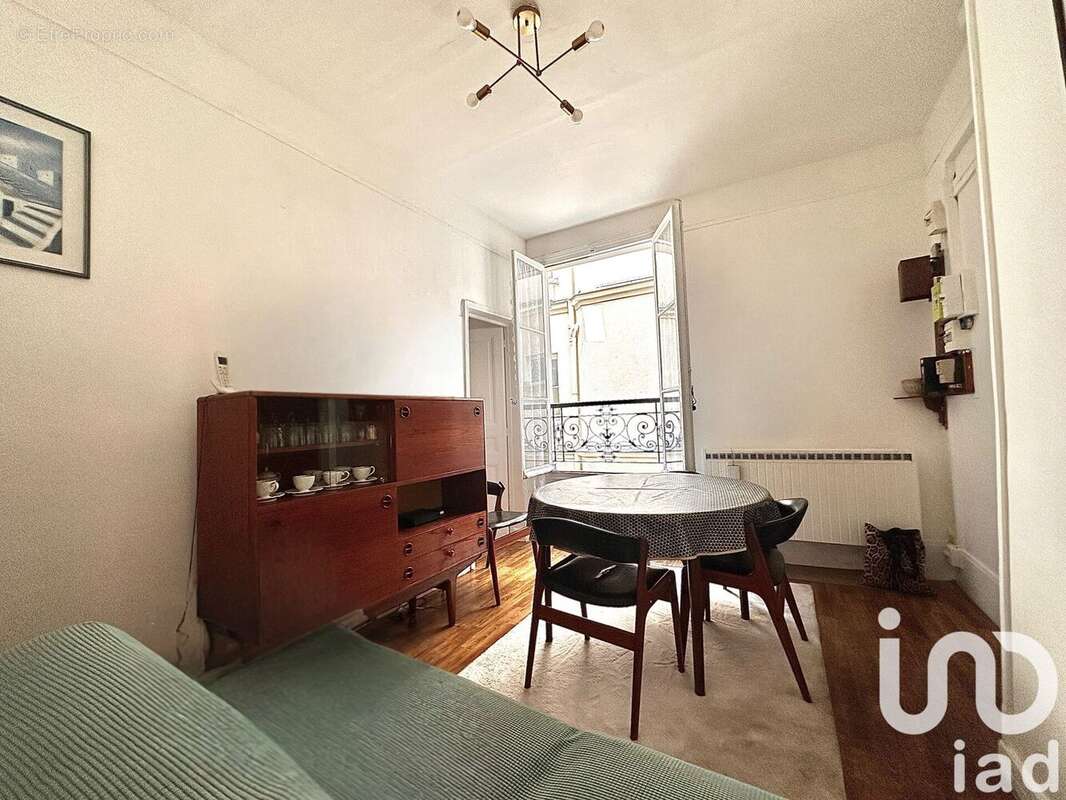 Photo 2 - Appartement à PARIS-3E