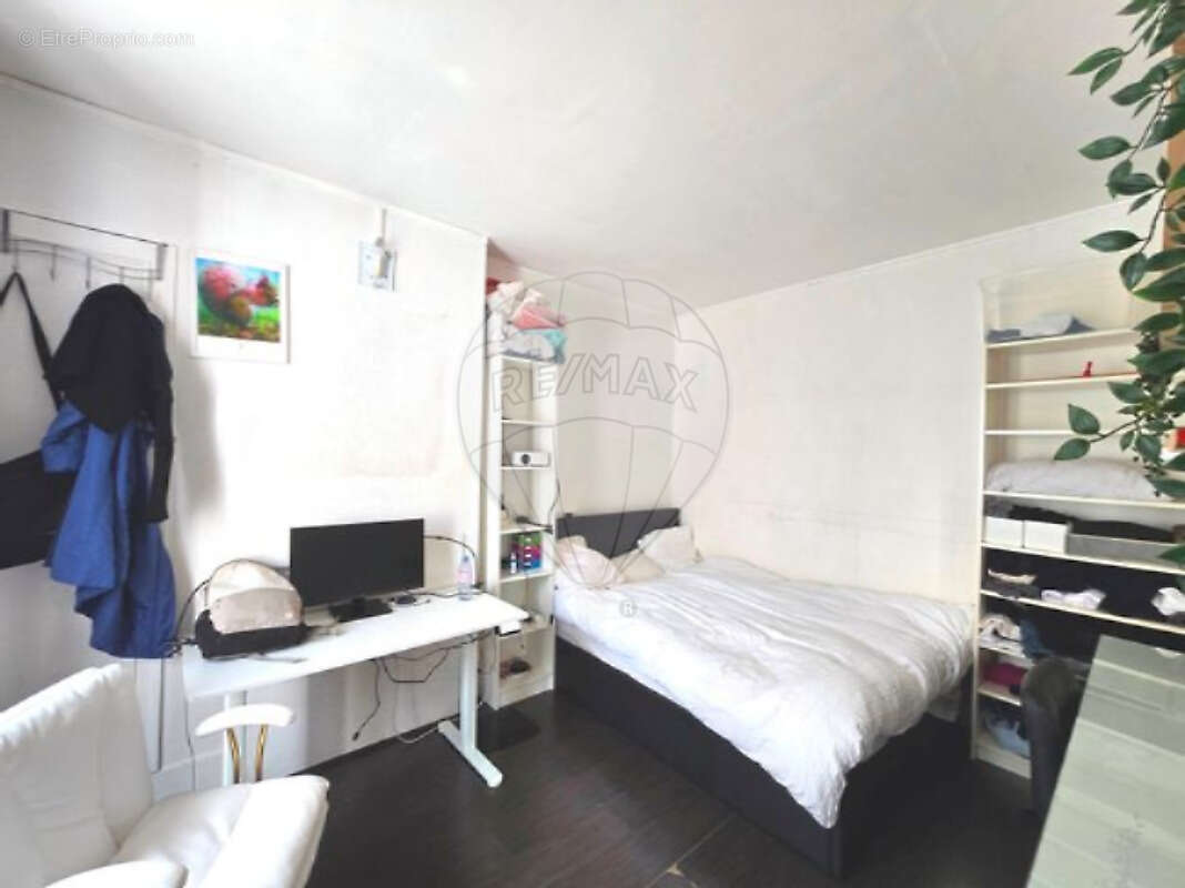 Appartement à PARIS-20E