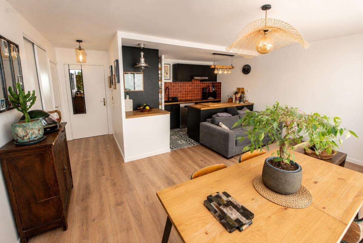 Vente appartement T2 48m2 BORDEAUX (33300) - photo 2