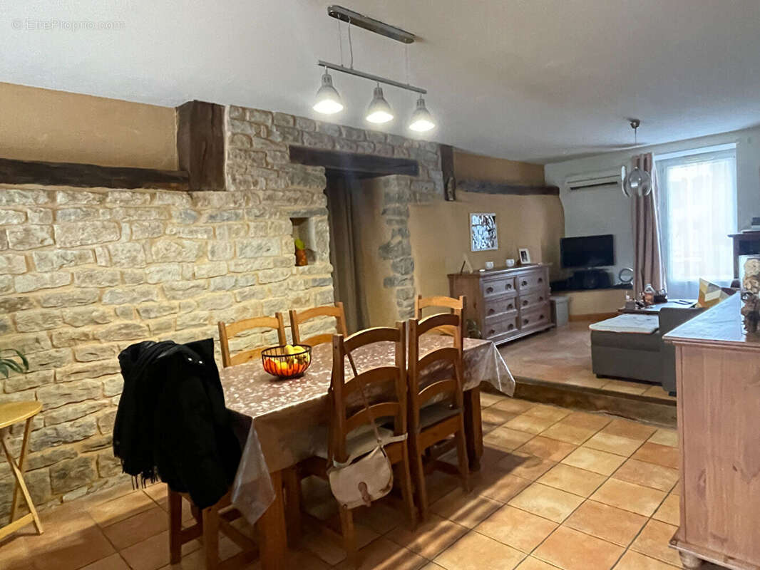 Maison à CLAIRVAUX-LES-LACS