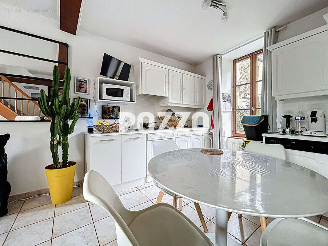 Maison à VILLEDIEU-LES-POELES