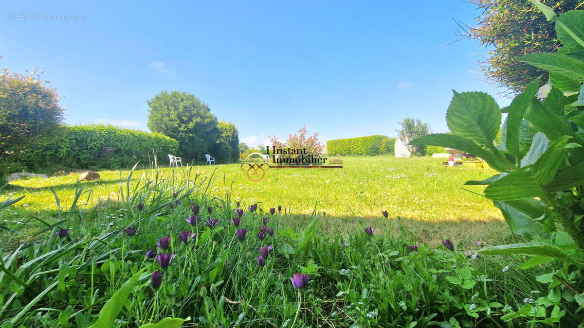 Maison à PLOUGASNOU