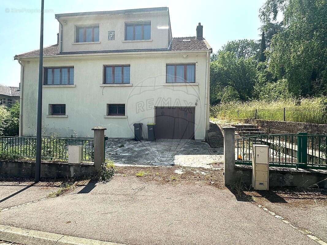 Maison à LORRY-LES-METZ