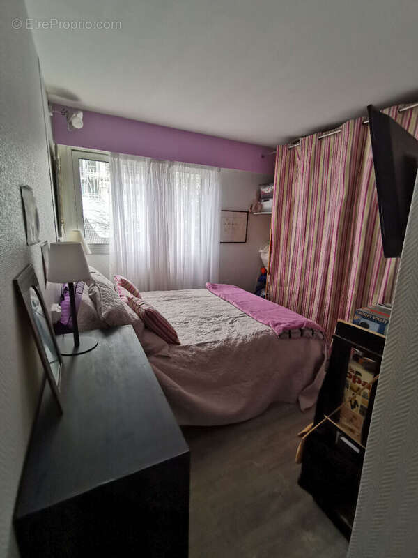 Appartement à PARIS-19E