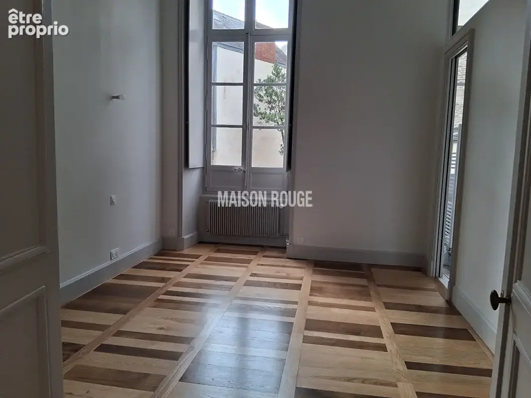 Très bel appartement,186m², 7 pièces, excellent état, à proximité de la cathédrale de Rennes - photo 9