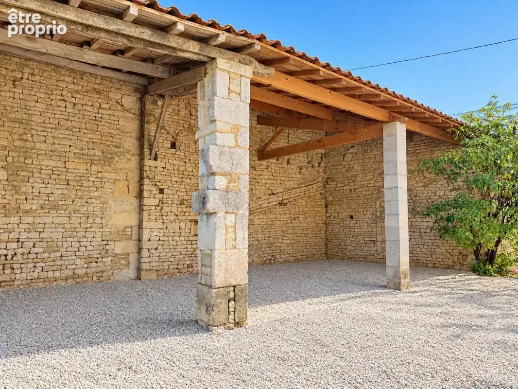 Fouqueure   maison de 154 m2 avec grange et terrain de 6 900 - photo 9