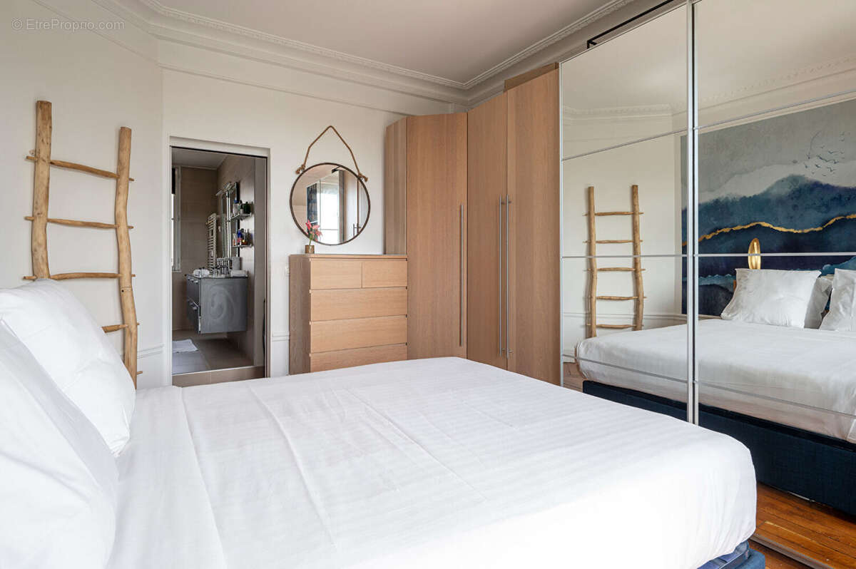 Appartement à PARIS-12E