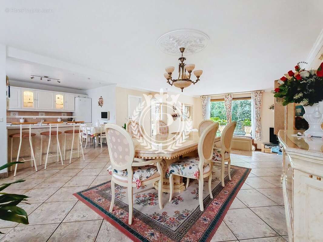 Maison à BONDY