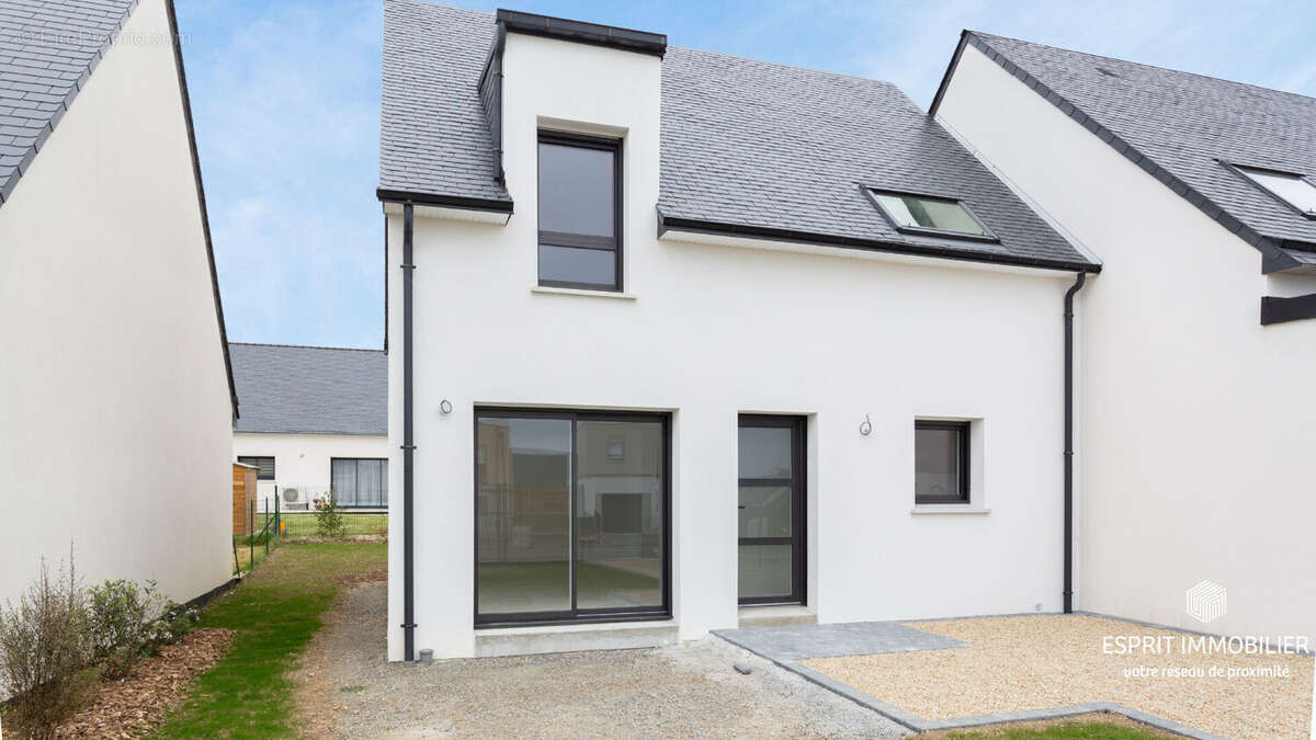 Maison à CLOHARS-CARNOET