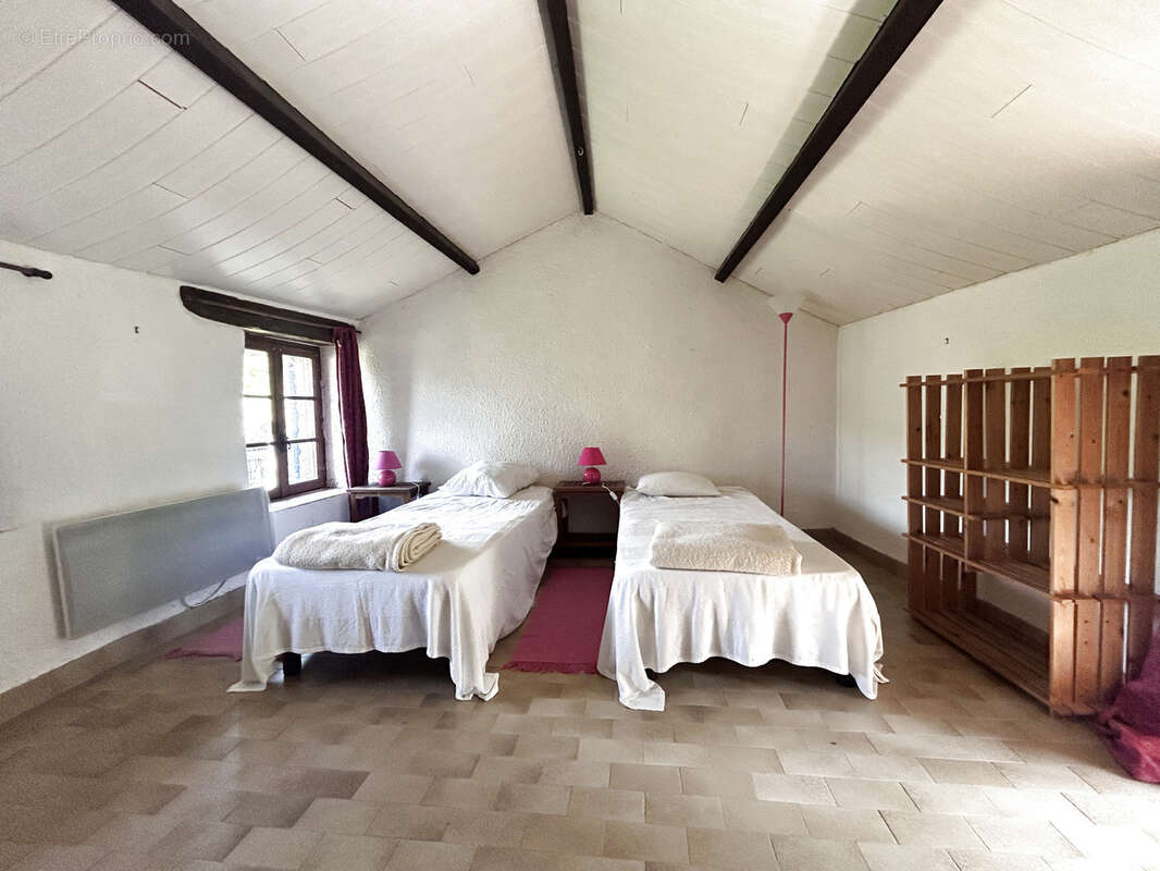 Maison à SAINT-ANDRE-DE-MAJENCOULES