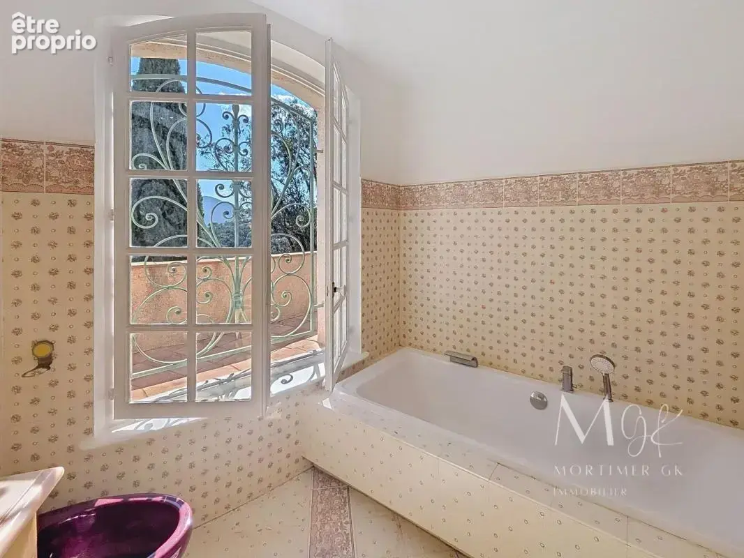 Maison 256 m² à Mandelieu-La-Napoule  - photo 20