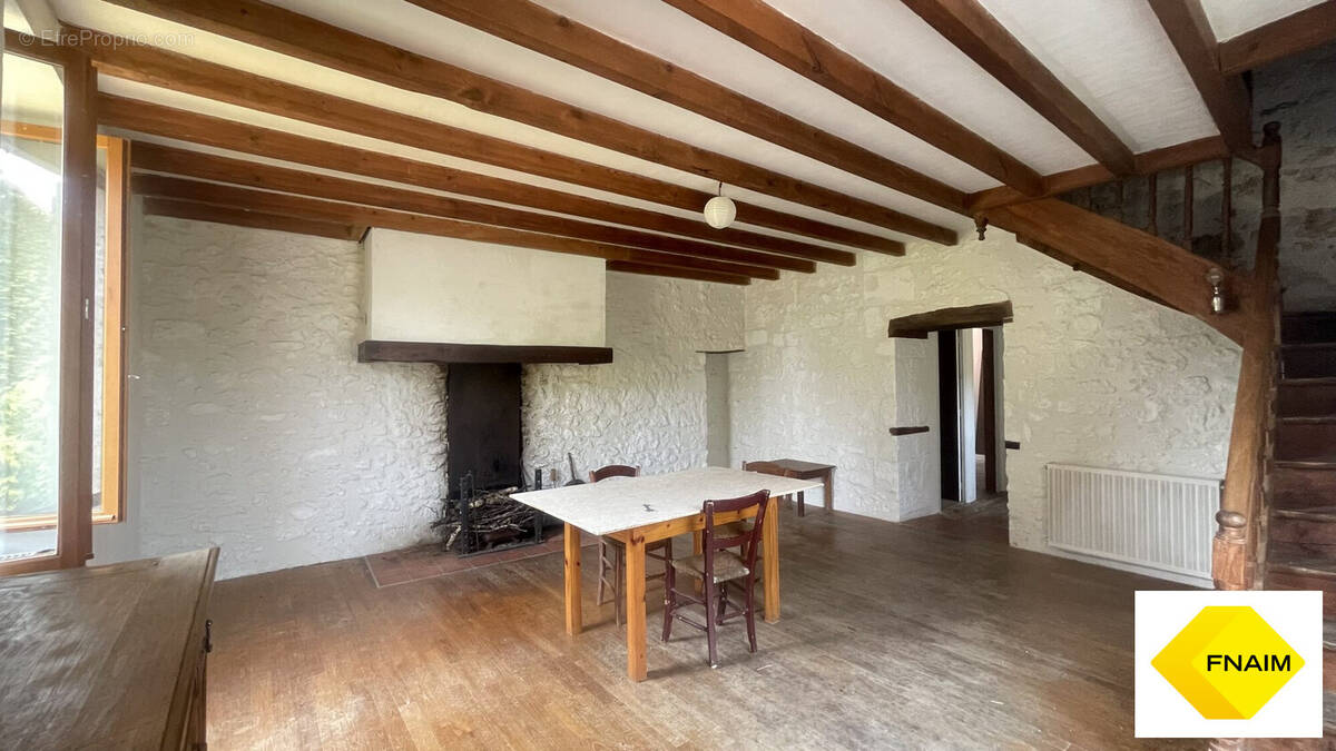 Maison à LA CROIX-BLANCHE