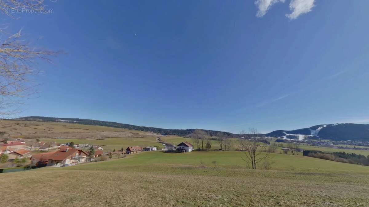 Terrain à TOUILLON-ET-LOUTELET