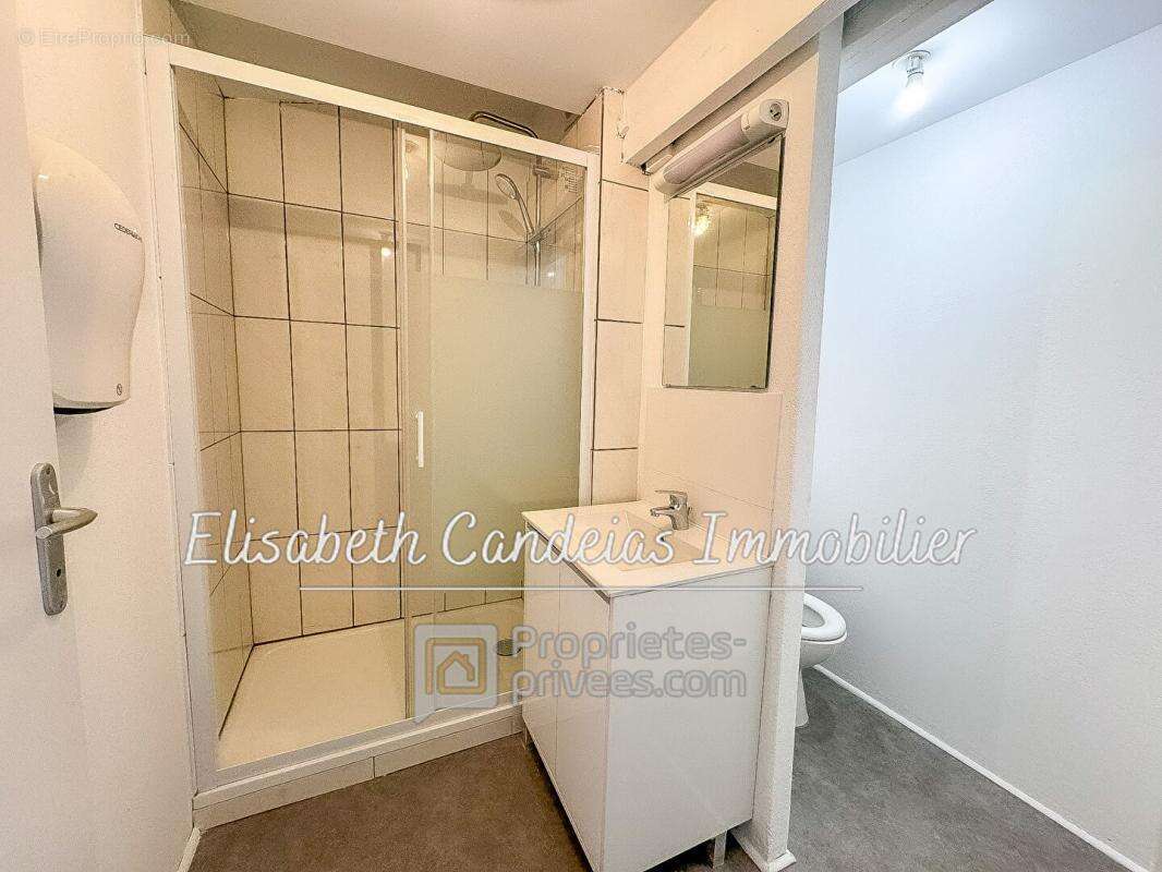 Appartement à CAZERES